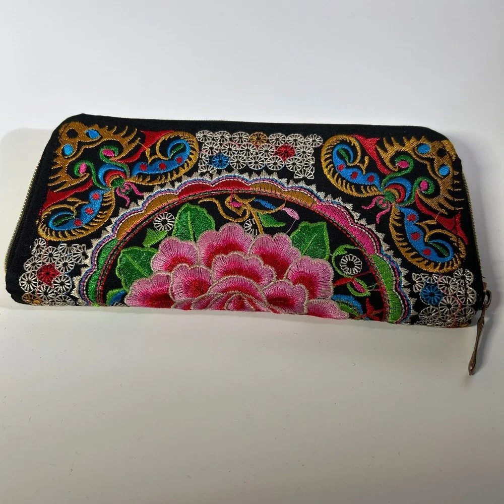 Floral Embroidered Wallet Black Zip‎ Around Organizer Women's Flower Boho Peony